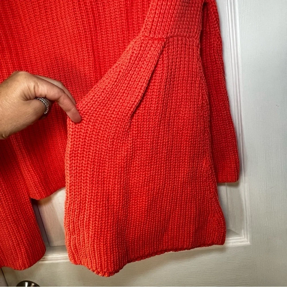 Free People Sweater Size Small Coral Pink Orange Damsel Bell Sleeve Cropped Sz S